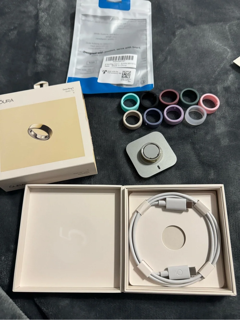 Oura Ring Gen 4 - Gold with box, charger, and silicone covers